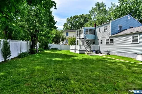 51 Charles Street Dumont NJ 07628