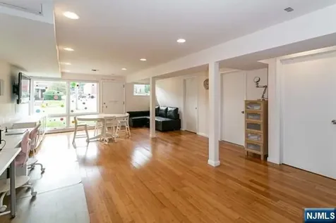 2 Monument Place Cresskill NJ 07626