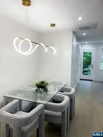 268 Old River Road Edgewater NJ 07020