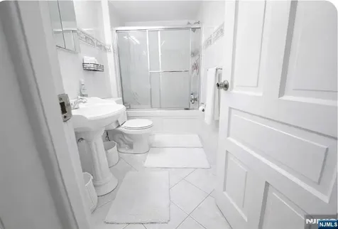 25 Hazelton Street Ridgefield Park NJ 07660