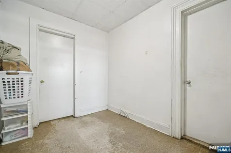 89 Market Street Paterson NJ 07505