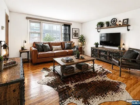 10B Reynolds Avenue East Newark NJ 07029