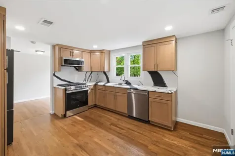 37 Roth Avenue Oakland NJ 07417