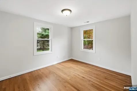 37 Roth Avenue Oakland NJ 07417
