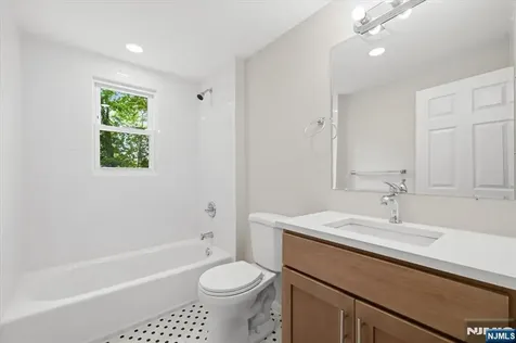 37 Roth Avenue Oakland NJ 07417