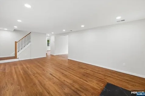 37 Roth Avenue Oakland NJ 07417