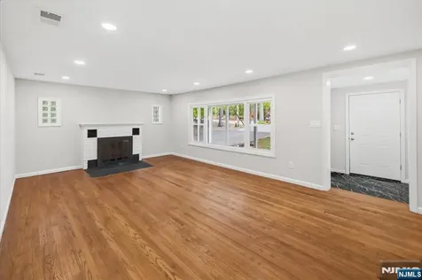 37 Roth Avenue Oakland NJ 07417