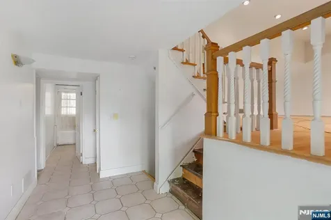 339 Beechwood Road Oradell NJ 07649