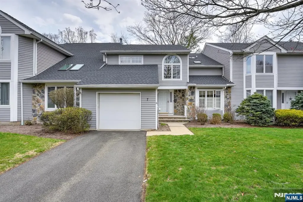 7 Matthew Wayne NJ 07470