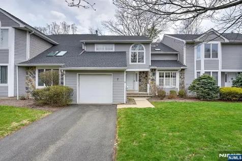 7 Matthew Wayne NJ 07470