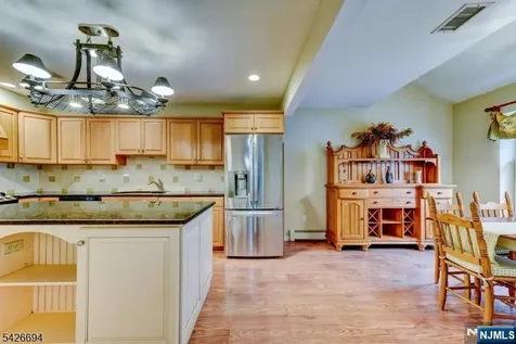 7 Matthew Wayne NJ 07470