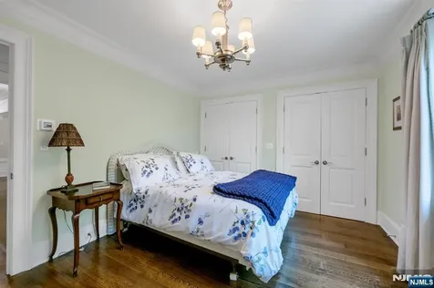 14 Coach Lane Upper Saddle River NJ 07458