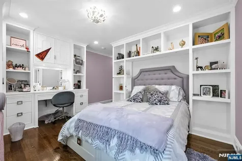 14 Coach Lane Upper Saddle River NJ 07458