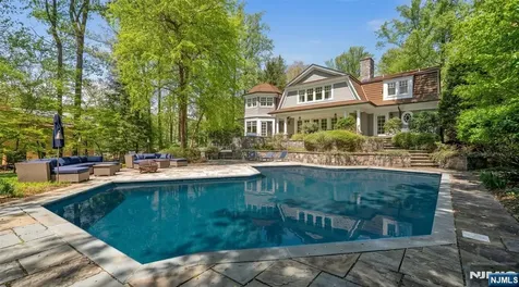 14 Coach Lane Upper Saddle River NJ 07458