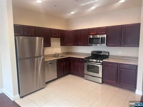 45 Emerson Plaza Emerson NJ 07630