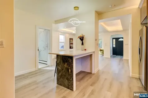 58 Zeliff Avenue Little Falls NJ 07424