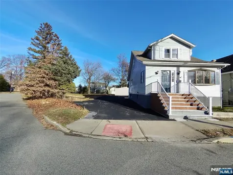 58 Zeliff Avenue Little Falls NJ 07424