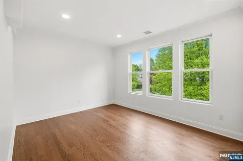 120 Hope Street Ridgewood NJ 07450