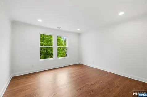 120 Hope Street Ridgewood NJ 07450