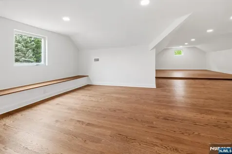 120 Hope Street Ridgewood NJ 07450