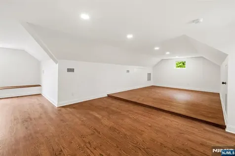 120 Hope Street Ridgewood NJ 07450