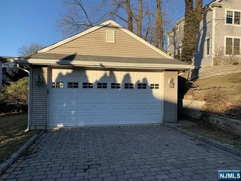 4 Oak Street Cresskill NJ 07626