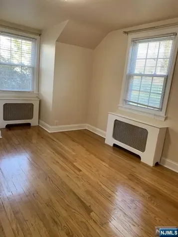 4 Oak Street Cresskill NJ 07626