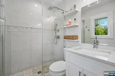 319 James Way Wyckoff NJ 07481