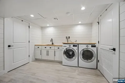 319 James Way Wyckoff NJ 07481