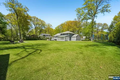 319 James Way Wyckoff NJ 07481