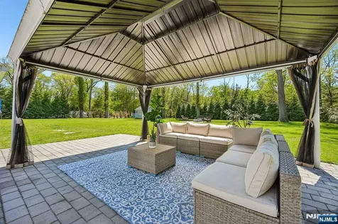 319 James Way Wyckoff NJ 07481