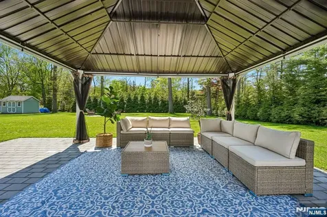 319 James Way Wyckoff NJ 07481