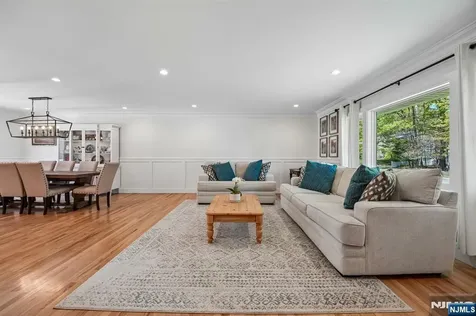 319 James Way Wyckoff NJ 07481