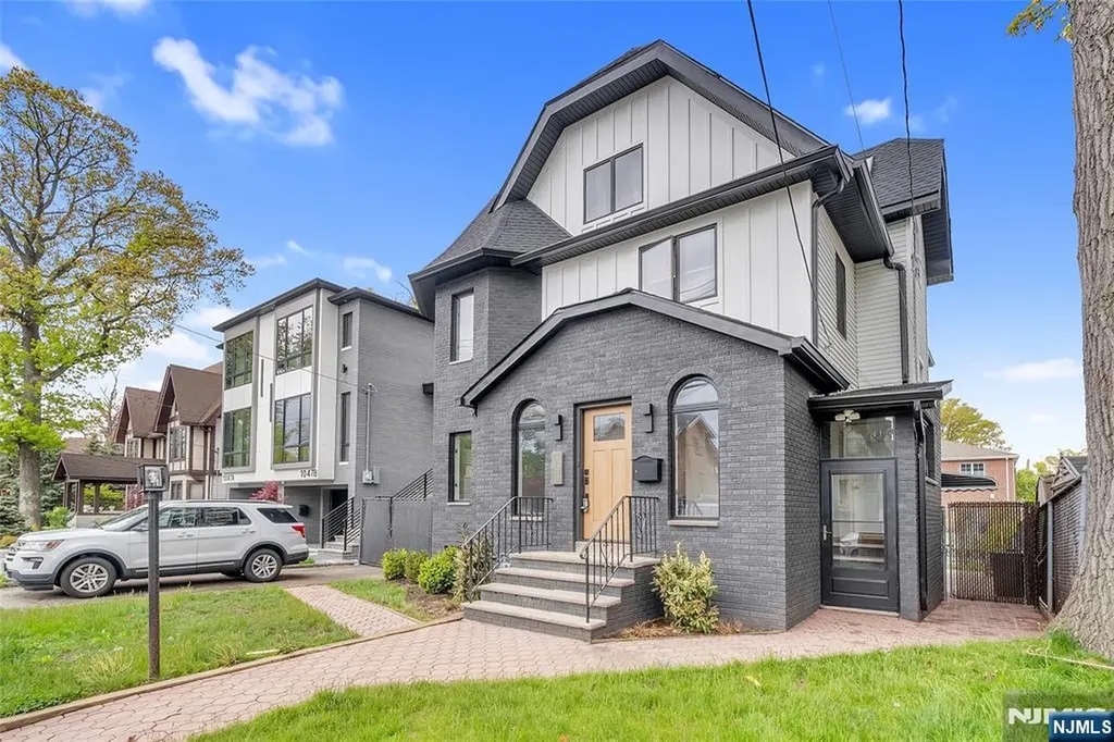 1053 Anderson Avenue Fort Lee NJ 07024