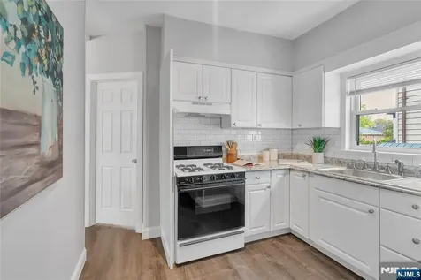 1053 Anderson Avenue Fort Lee NJ 07024
