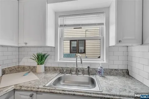 1053 Anderson Avenue Fort Lee NJ 07024