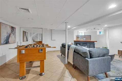 1053 Anderson Avenue Fort Lee NJ 07024