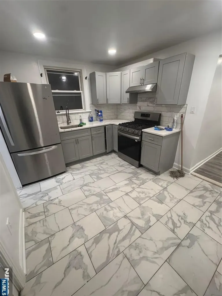 123 Butler Street Paterson NJ 07524