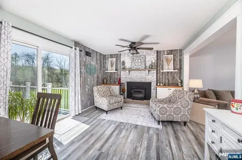 8 E Gate Drive Vernon NJ 07418