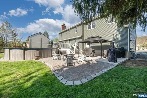 8 E Gate Drive Vernon NJ 07418