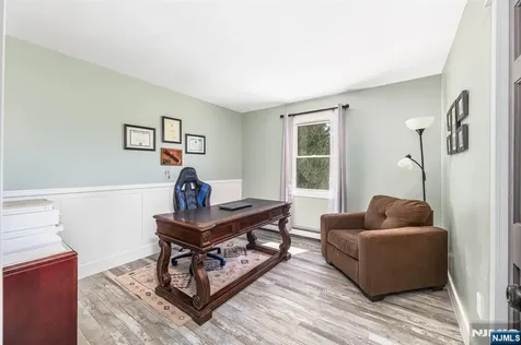 8 E Gate Drive Vernon NJ 07418
