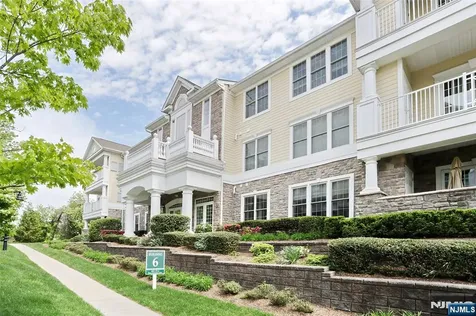 602 Four Seasons Lane Montvale NJ 07645