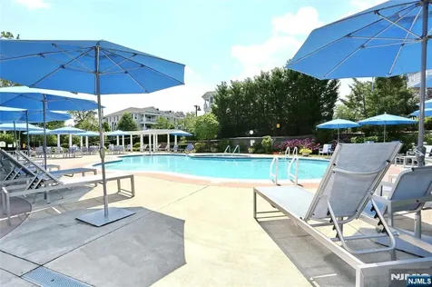 602 Four Seasons Lane Montvale NJ 07645