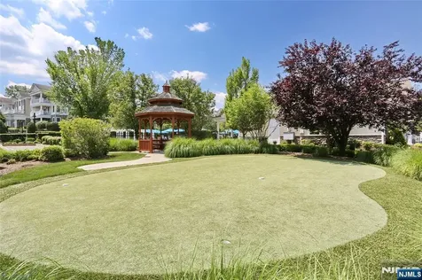 602 Four Seasons Lane Montvale NJ 07645