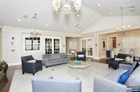 602 Four Seasons Lane Montvale NJ 07645