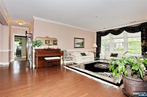 602 Four Seasons Lane Montvale NJ 07645