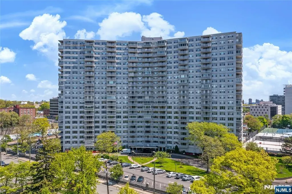 2100 Linwood Avenue Fort Lee NJ 07024