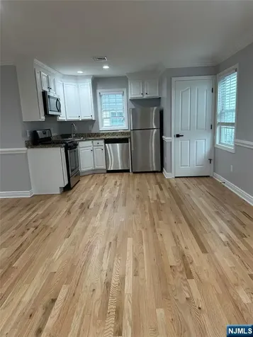 24 New Street Bayonne NJ 07002