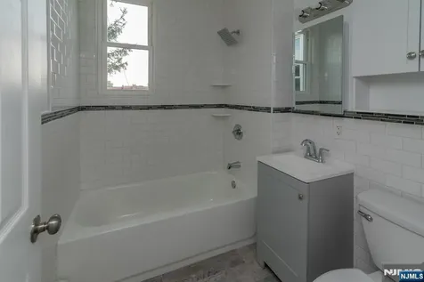 140 W Allendale Avenue Allendale NJ 07401