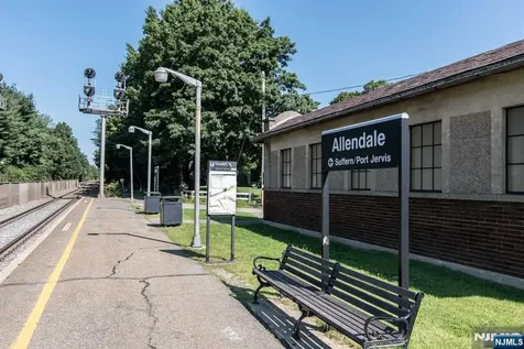 140 W Allendale Avenue Allendale NJ 07401